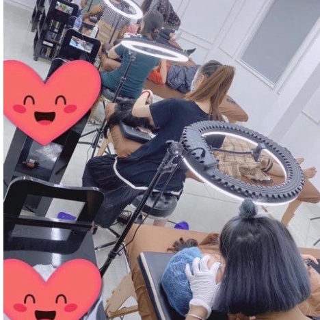 ĐÈN LIVESTREAM CAO CẤP, HỖ TRỢ LIVETREAM BÁN HÀNG, CHỤP HÌNH MAKE UP ,MAKEUP TRANG DIEM