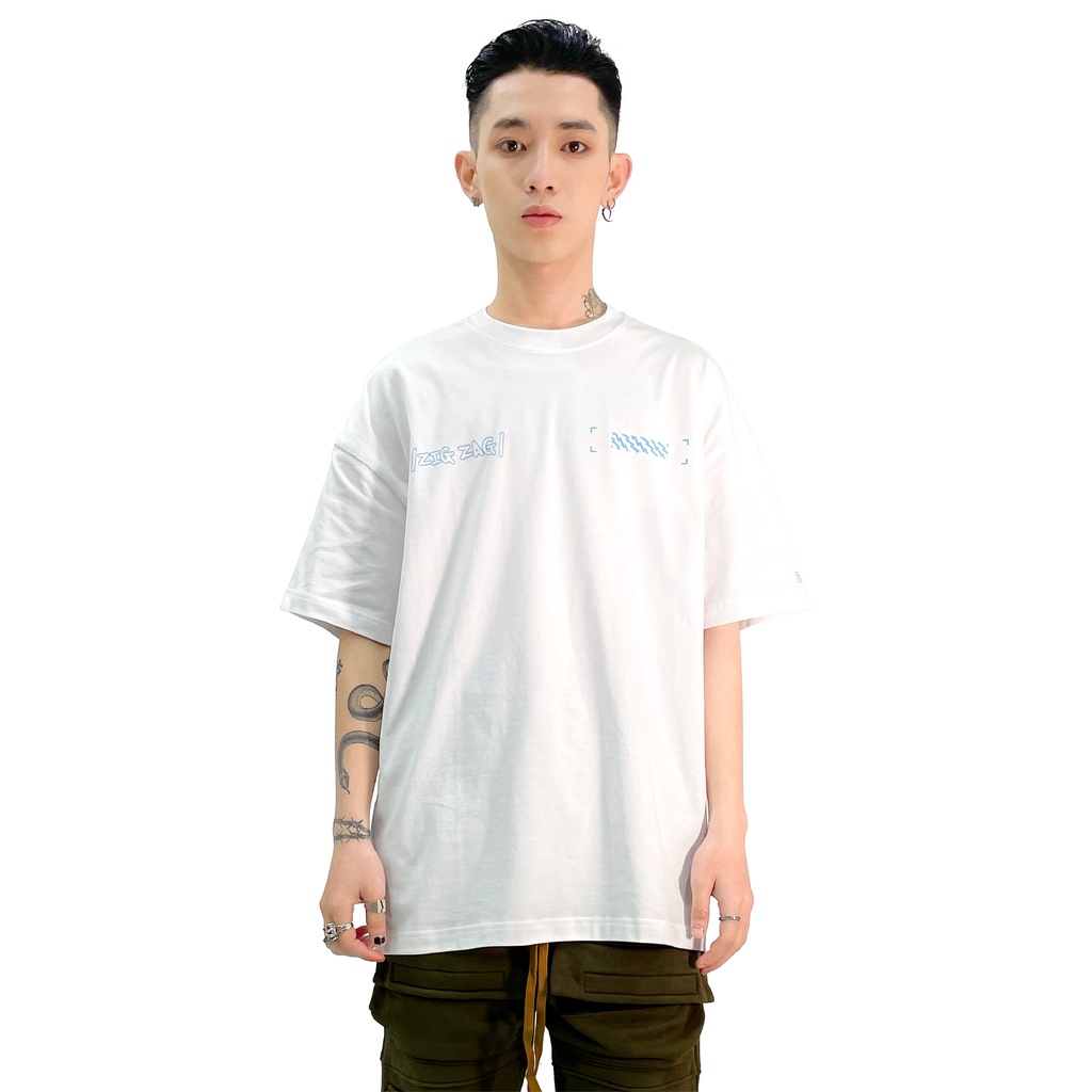 5THEWAY® /public icon/ LETTER DROP SHOULDER TEE™ in WHITE aka Áo Thun Trắng Tay Ngắn