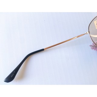 E206: Kính mát si Nhật bị bai hiệu