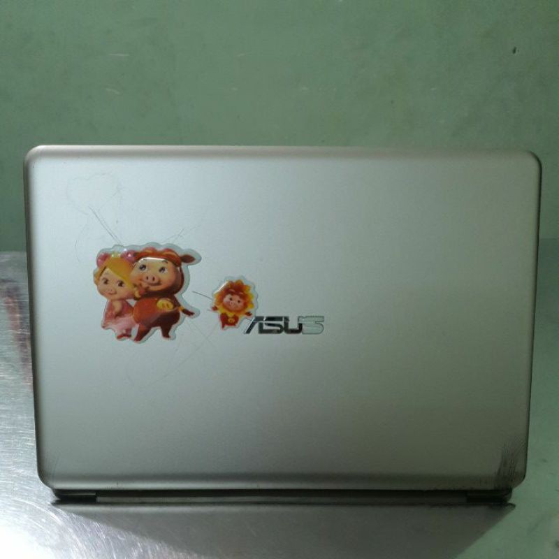 Laptop Asus E200H