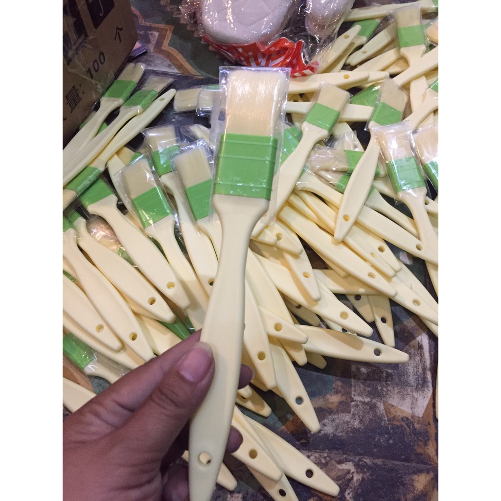 Chổi lông mịn quét mặt bánh trung thu