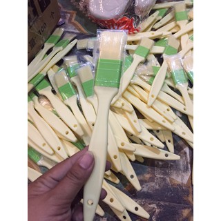 Chổi lông mịn quét mặt bánh trung thu