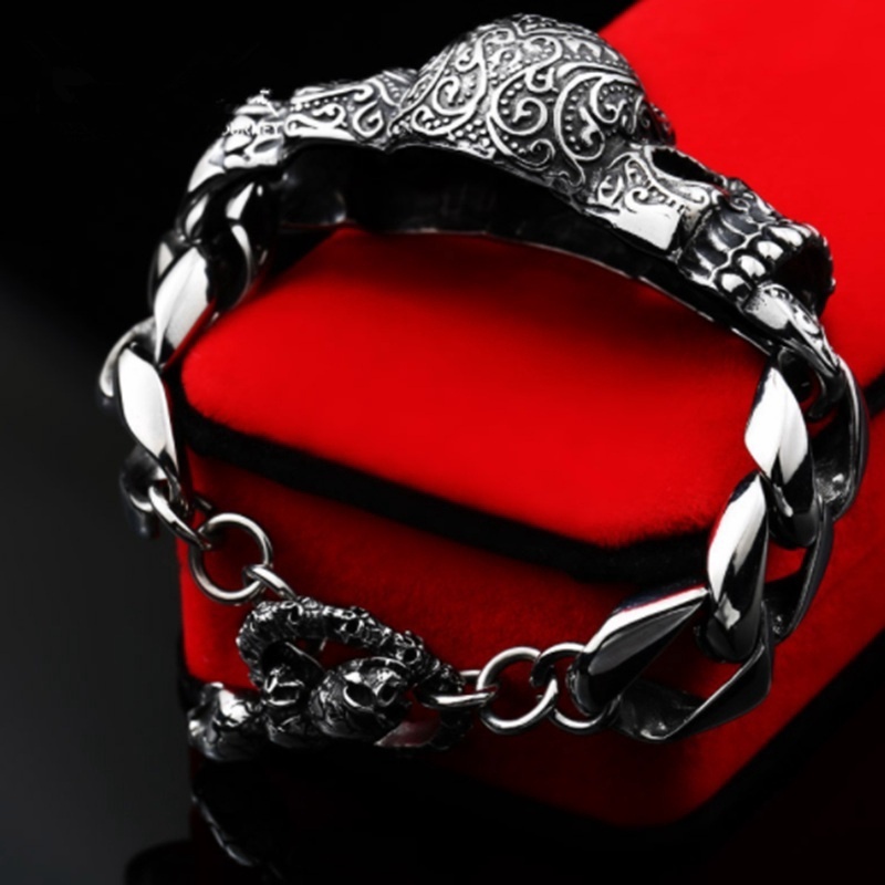 Vòng Tay Inox Mặt Đầu Lâu Đính Đá Ruby Phong Cách Gothic Cổ Điển Cho Nam hades