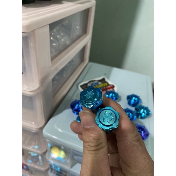 Ốc Chân Chống Titan 10li