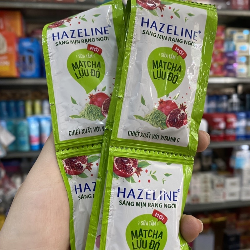 1 dây sữa tắm Hazeline dưỡng sáng da matcha lựu đỏ 4.5g x 12gói