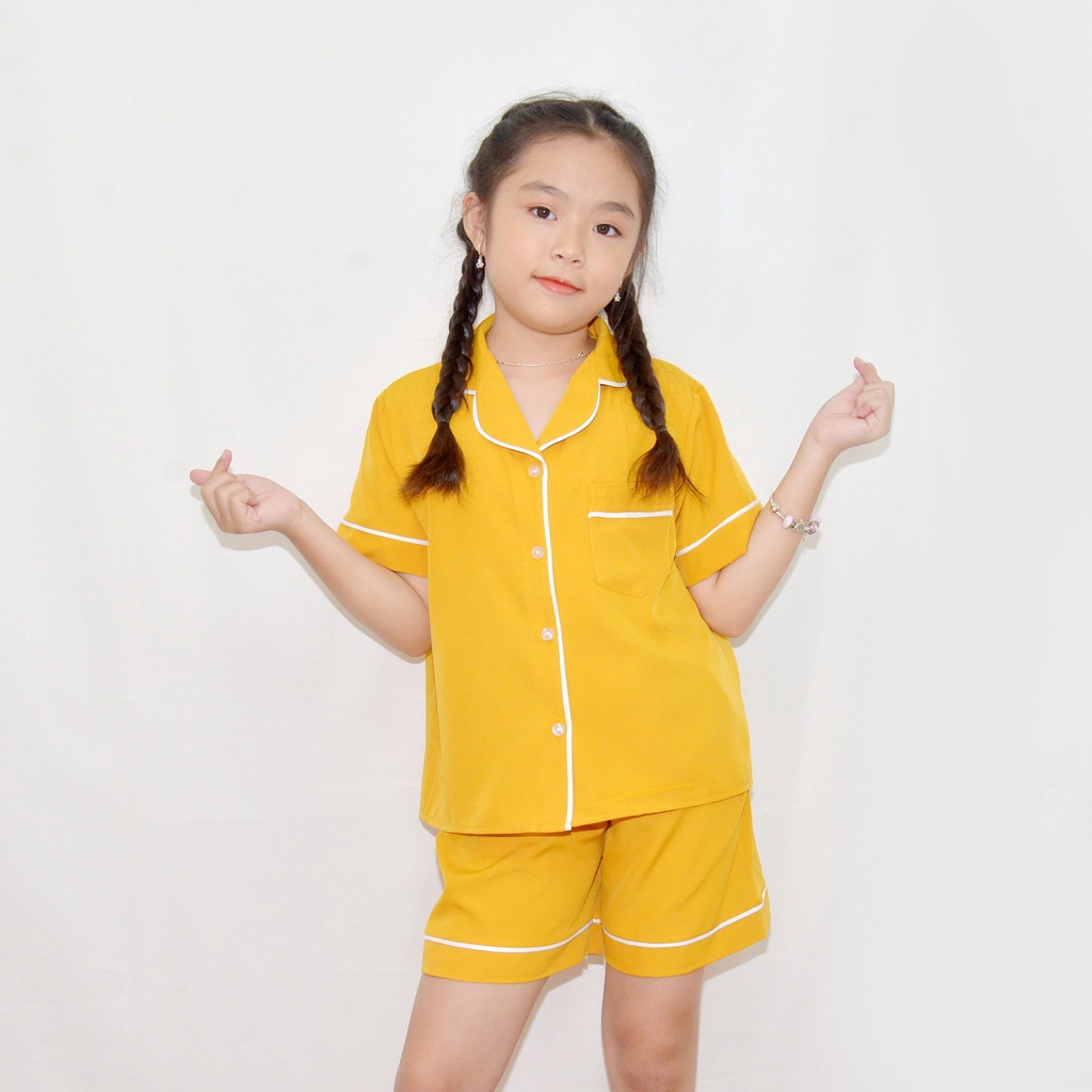 Bộ đồ ngủ pijama bé gáÍ MÀU VÀNG KẸP TRẮNG - Vải lụa mềm mại, màu sắc tươi mới, mang lại cho bé cảm giác cực kỳ dễ chịu