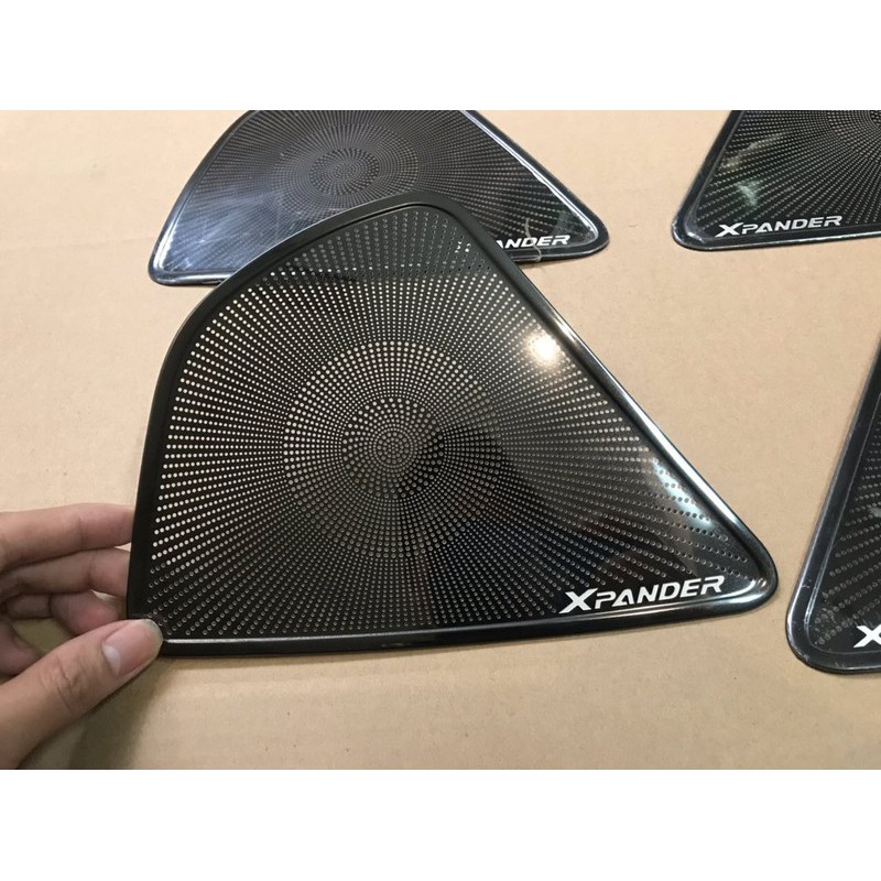 Ốp Màng Loa Xe Xpander 2018 2019 2020 2021 mẫu TITAN