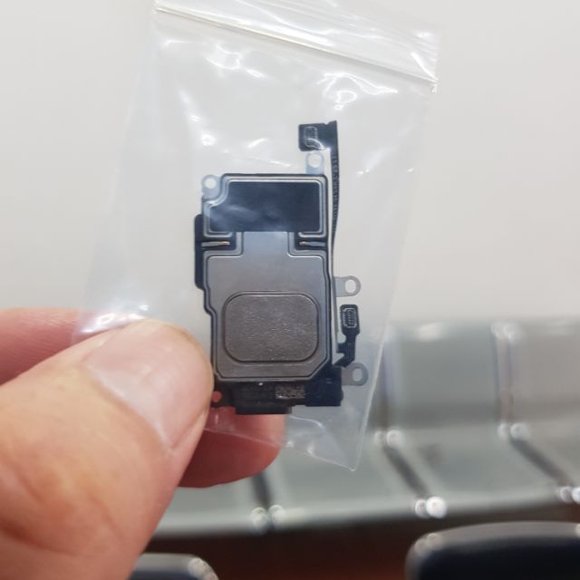 loa ngoài iphone8 zin hãng
