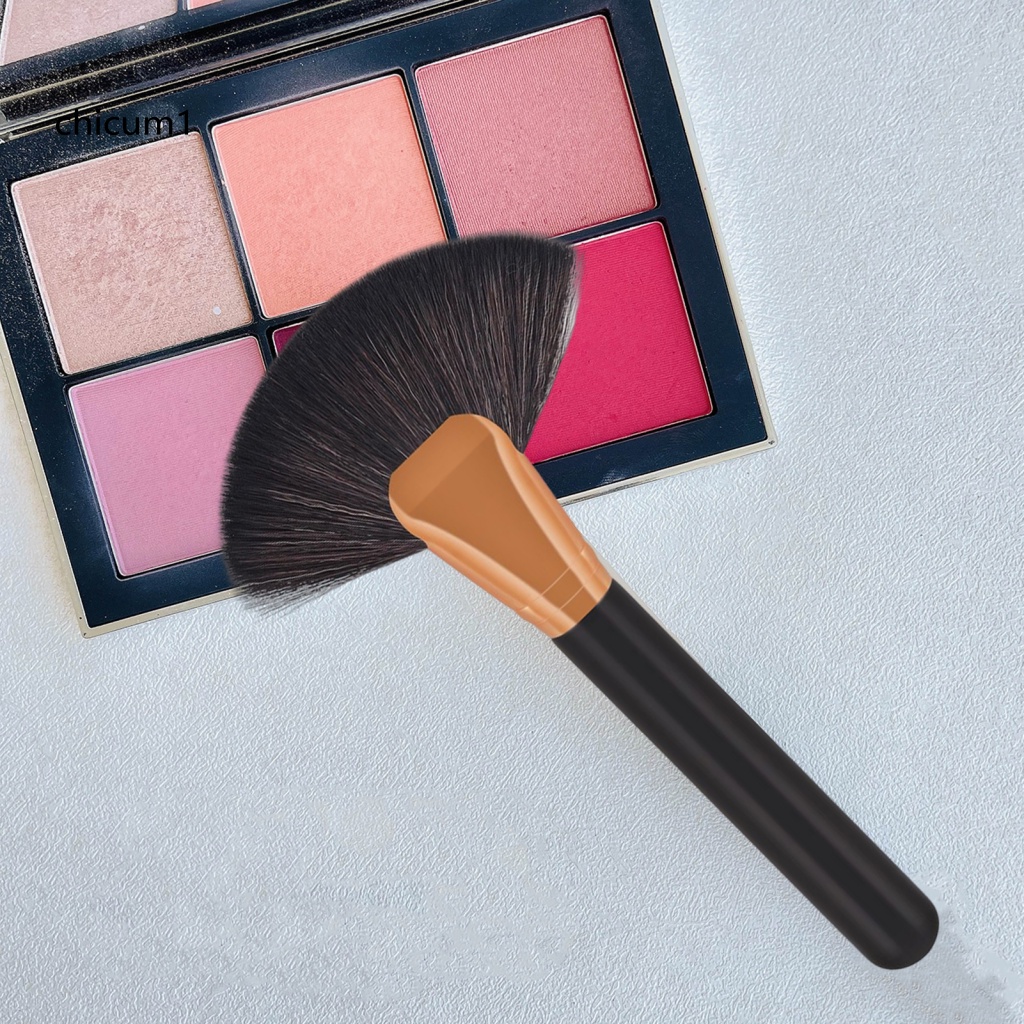 Cọ Trang Điểm CC Lông Mềm