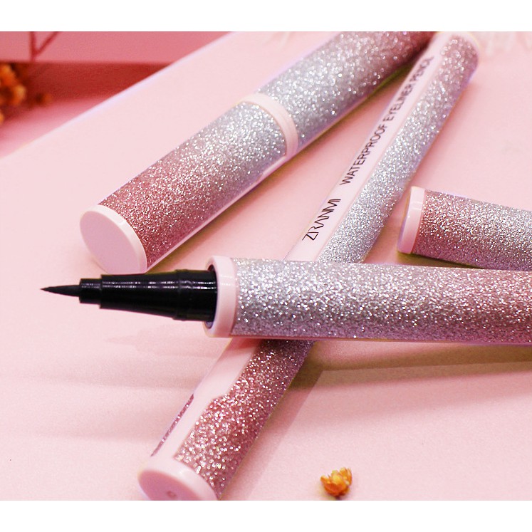 Bút Dạ Kẻ Mắt Mèo Kiss Kylie Vỏ Nhũ Lấp Lánh Độc Đáo