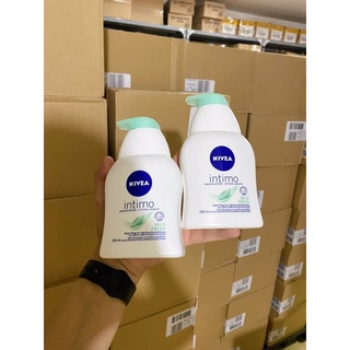DUNG DỊCH VỆ SINH PHỤ NỮ NIVEA INTIMO ĐỨC