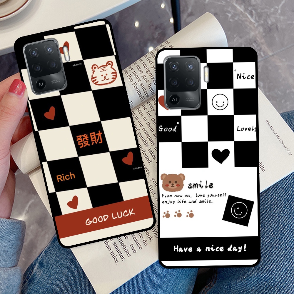 Ốp Oppo A94 in hình sọc caro, họa tiết đen trắng dễ thương