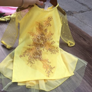 Set cách tân kèm vấn  đội đầu cho bé gái