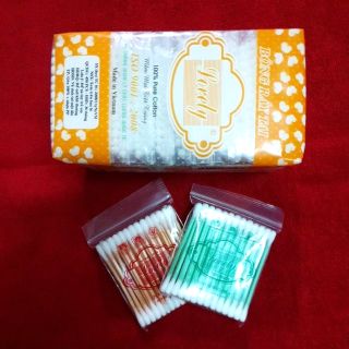 Lốc 12 gói bông gòn ráy tai Lovely.