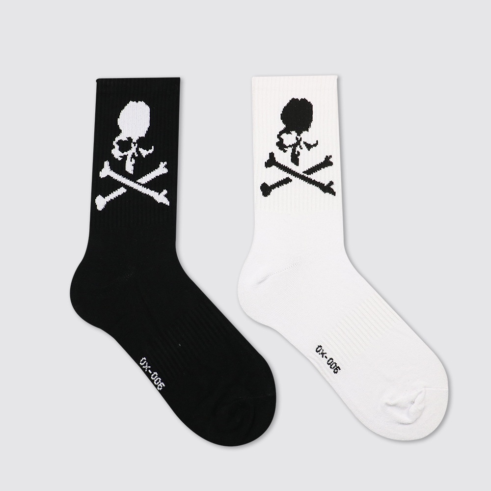 Vớ Cotton Cổ Vừa In Họa Tiết Đầu Lâu Màu Trắng Đen Phong Cách Đường Phố Thời Trang Cho Cặp Đôi