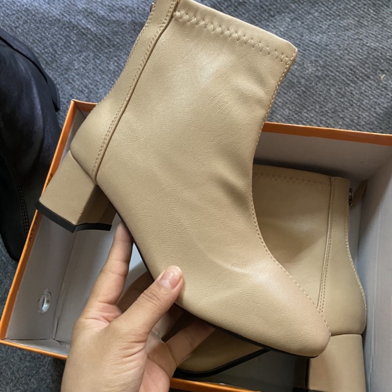 (HÀNG LOẠI 1- ẢNH THẬT) Bốt nữ cổ thấp mắt cá chân da lì 5cm cao cấp PunShoes.
