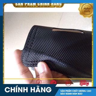 Thảm taplo da cacbon ô tô Hyundai
