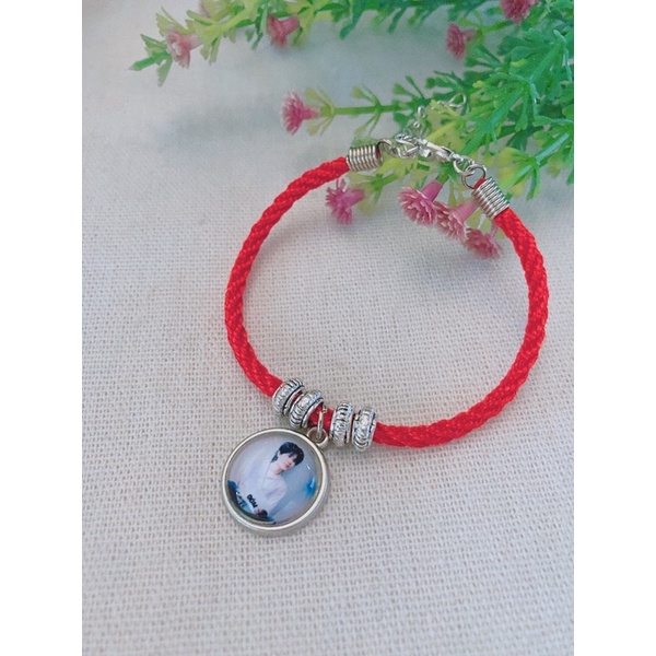 Vòng tay in hình theo yêu cầu