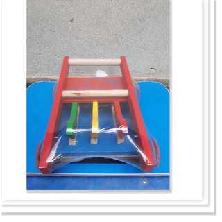 Xe tập đi 3 con gà