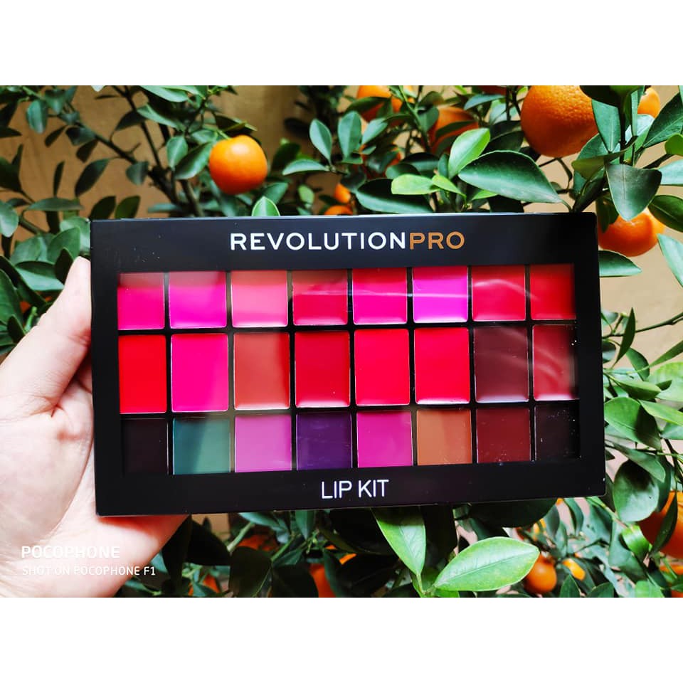 Bảng son môi Makeup Revolution Pro - Reds &amp; Vamps tone Đỏ