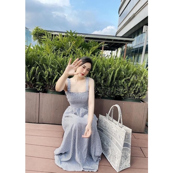 Bill China- Váy kẻ sọc xanh Zara size S auth newtag