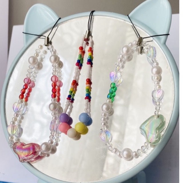 Dây đeo điện thoại, móc khoác handmade trái tim trong suốt và cầu vòng