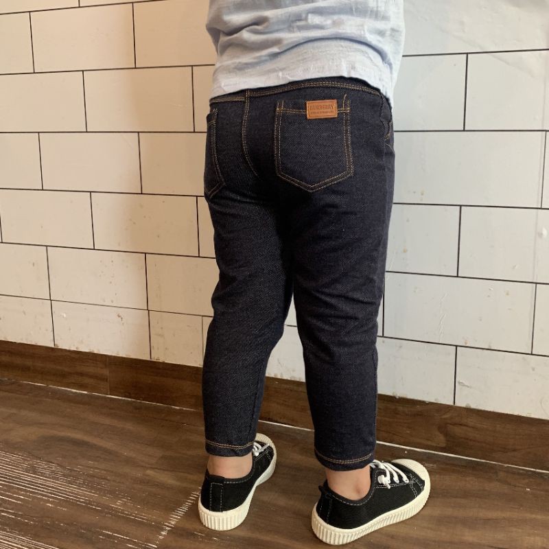 Quần dài giả jean, giả bò cho bé trai và bé gái Q01 năng động, chất liệu co giãn mặc thoải mái từ 8-30kg