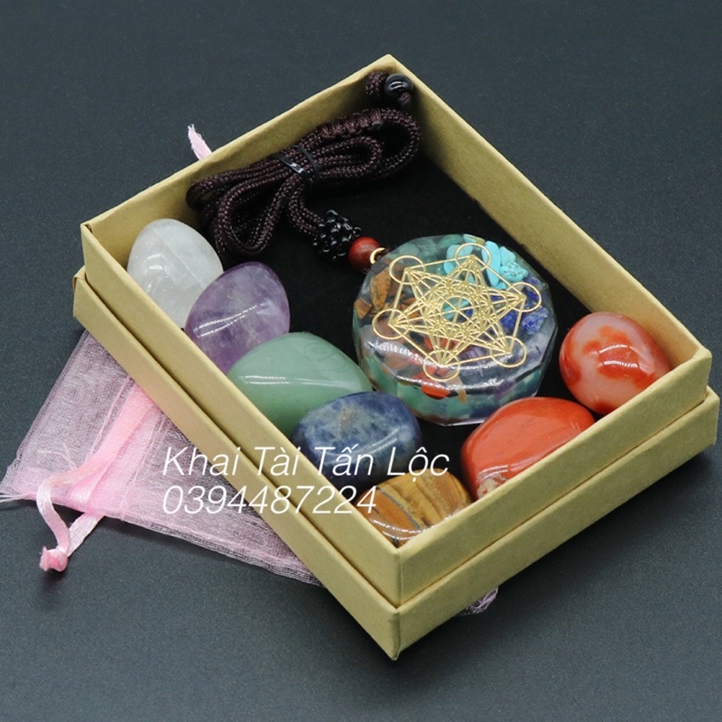 Hộp 7 đá thanh tẩy và dây chuyền Chakra