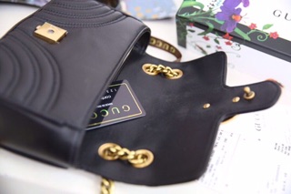 Túi gucci mant