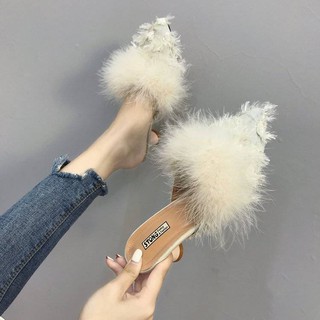 Giày Cao Gót Mũi Nhọn Phối Lông Sang Trọng