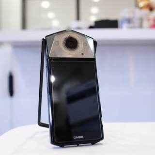 Máy ảnh casio exilim ex tr750 đẹp