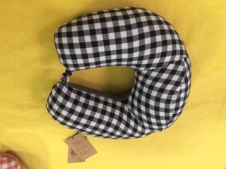 Gối chữ U Muji