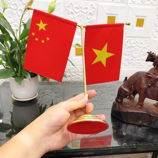 Cờ Việt Nam Trung Quốc để bàn