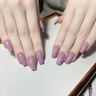 Nailbox thiết kế tay tím trơn