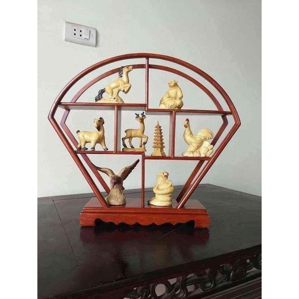 Kệ kê đồ mini cao 40 sâu 10 gỗ gõ, không kèm đồ trang trí