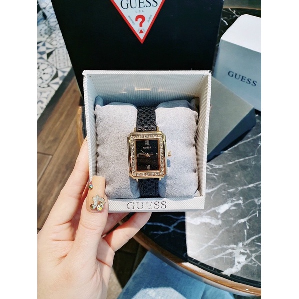 Đồng hồ nữ thời trang Guess Chipu