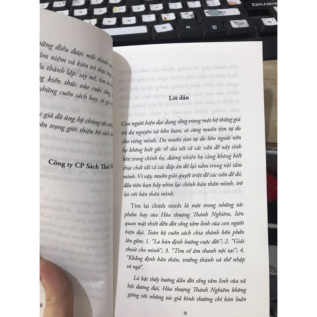 Sách - Tìm lại chính mình