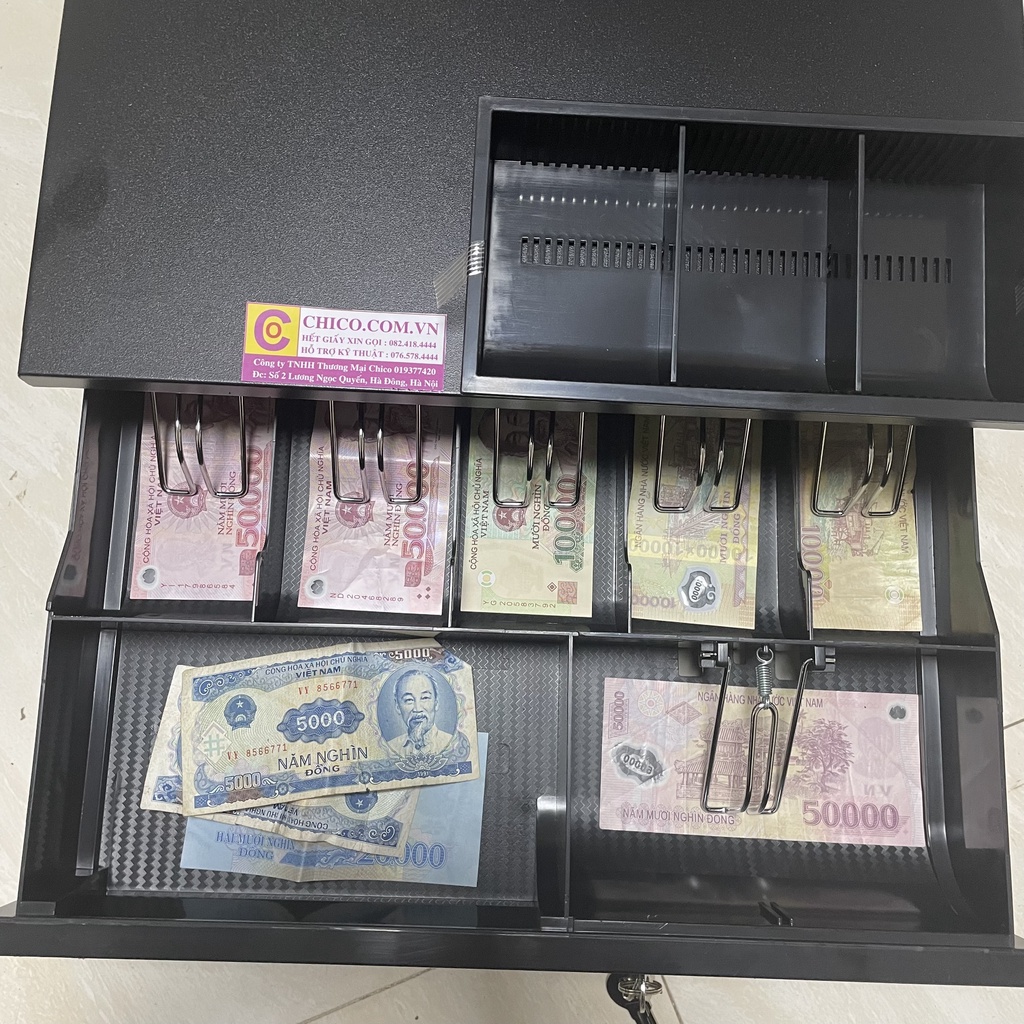 Két thu ngân két đựng tiền bán hàng nhiều ngăn Sakamo RT420 giá rẻ ngăn kéo thu ngân tốt nhất bảo hành 12 thán