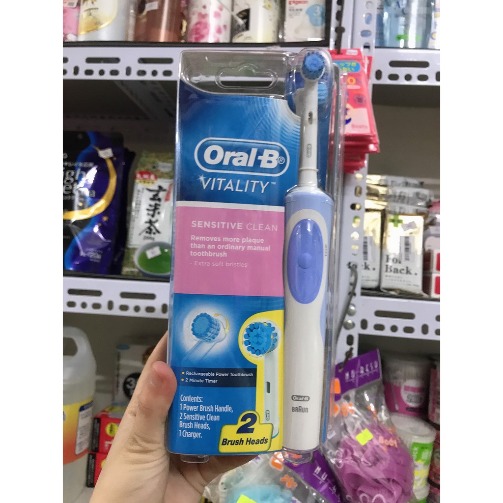 Bàn chải đánh răng điện Oral-B Vitality Plus úc