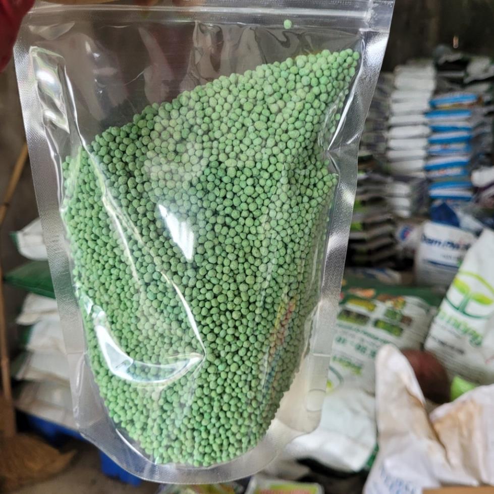 1kg NPK 15 15 15 Tiến Nông dùng cho mọi loại cây công thức đều giúp cây phát triển toàn diện