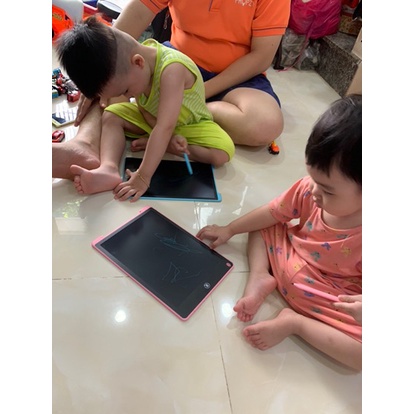 Bảng Viết Tự Xoá Vẽ LCD Điện Tử Thông Minh Cho Bé 8.5 inch, 10 inch, 12 inch