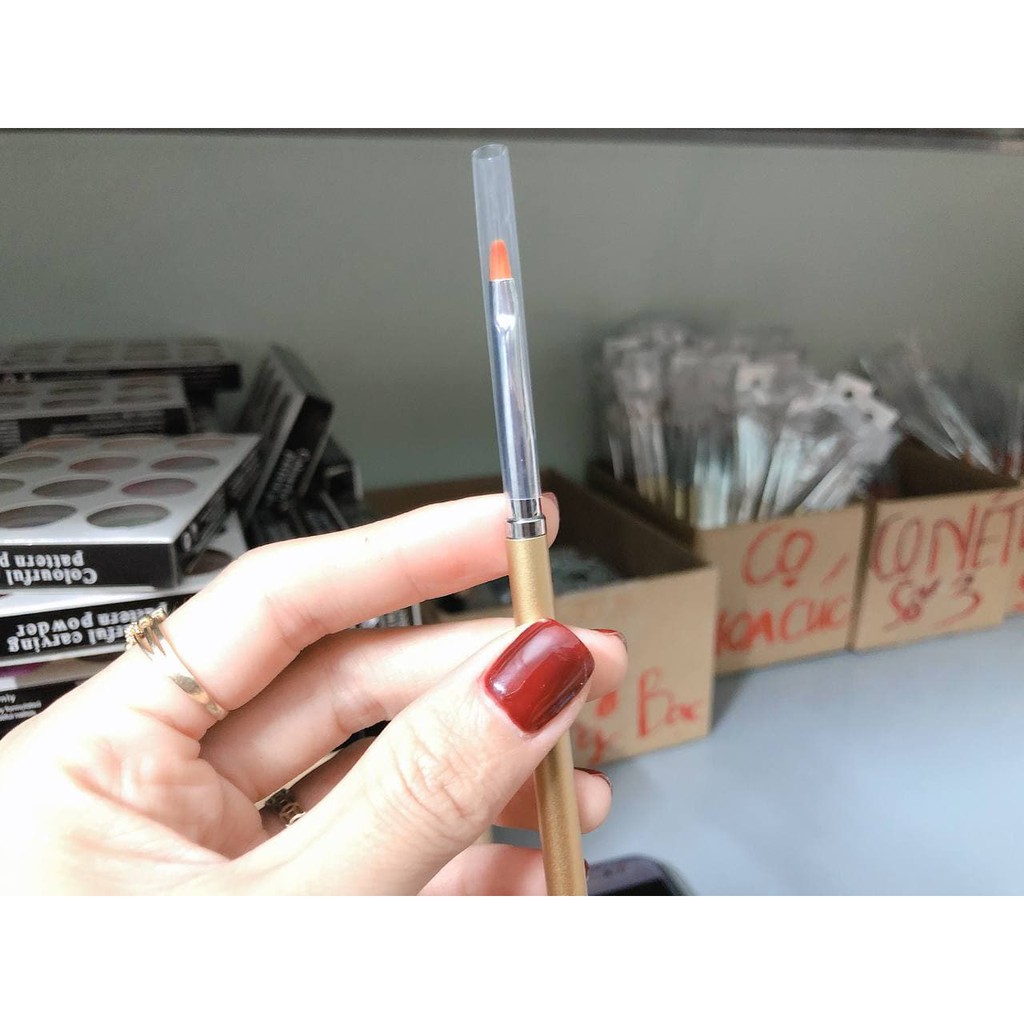 Cọ vẽ hoa cúc cán vàng, siêu đẹp giá cạnh tranh