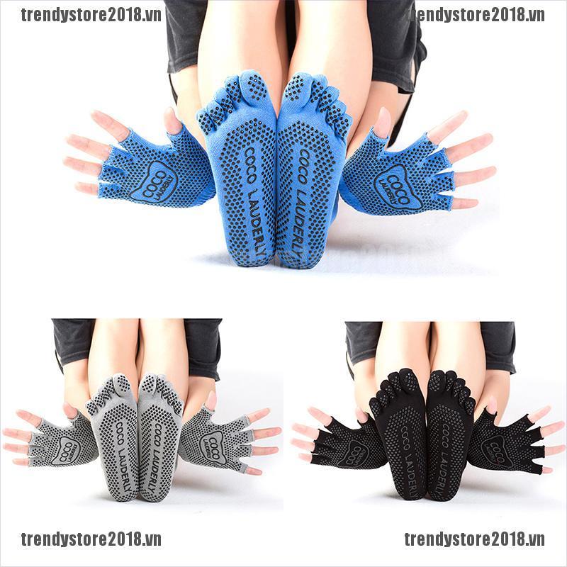 Tất Cotton Xỏ Ngón Chống Trượt Cho Nữ Tập Yoga