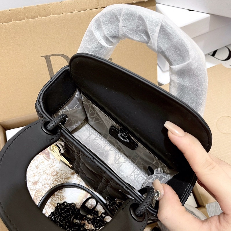 Túi trần trám size 17 kèm khăn quấn + 2 bảy dây , 2 lớp hộp