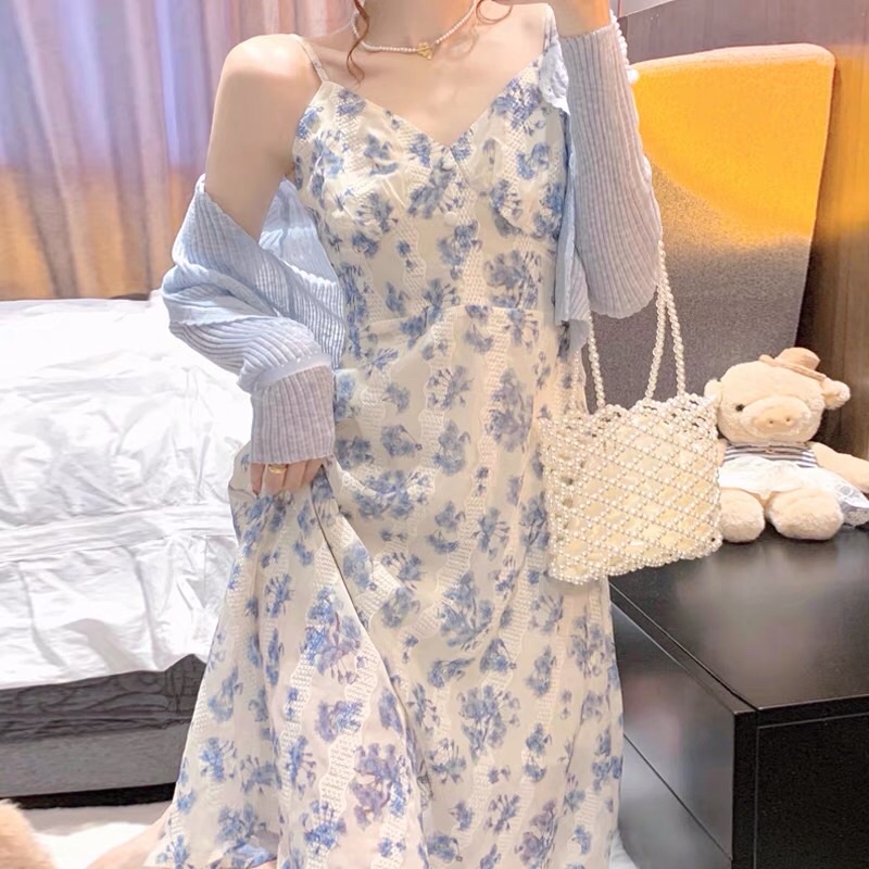 Váy hai dây hoa nhí dài cổ chữ V voan mỏng /Áo khoác cardigan mỏng AH1049