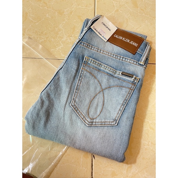 Calvin Klein Jeans giá tốt Tháng 04,2023|BigGo Việt Nam