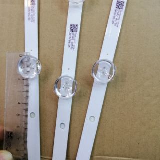 Bộ 3 thanh bóng nhỡ của tivi LG 32