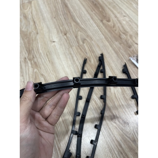 Chỉ sàn/cao su gắn sàn để chân vespa Sprint/Primavera/Lx/S