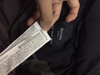 Áo phao bershka
