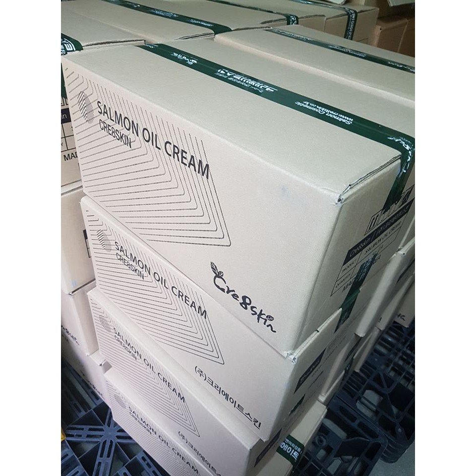 Kem dưỡng cá hồi Salmon Oil Cream Cre8skin Hàn Quốc | BigBuy360 - bigbuy360.vn